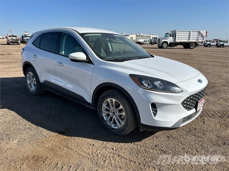 Ford Escape SE AWD Hybrid SUV Avtomobili