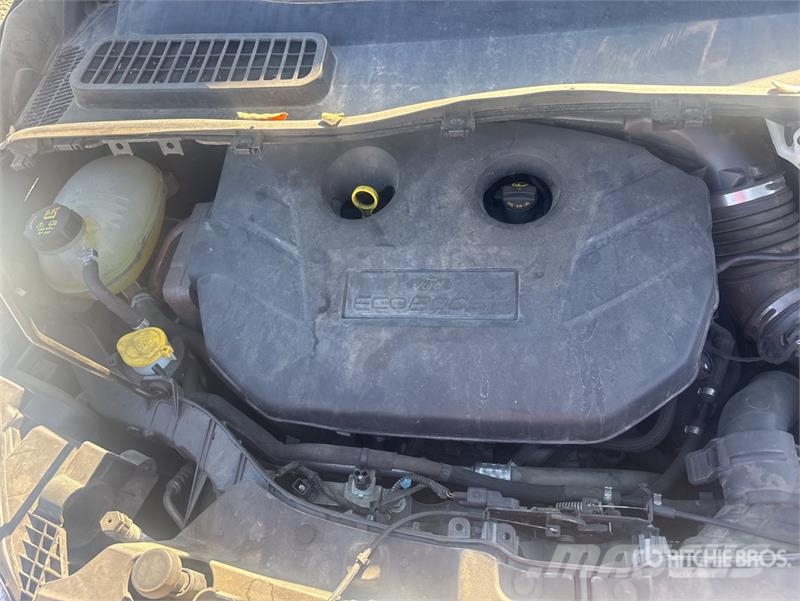 Ford Escape SE Eccoboost 2WD SUV 自動車