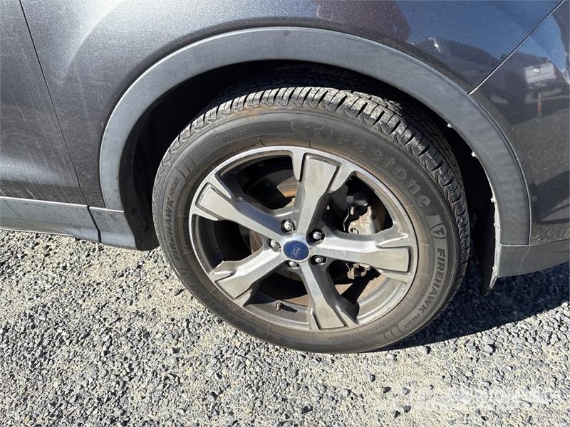 Ford Escape SUV Automašīnas
