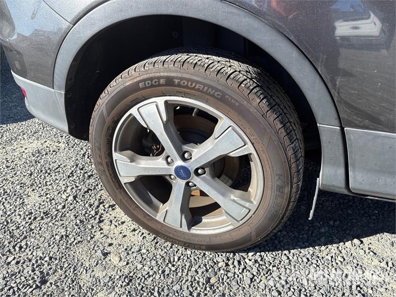 Ford Escape SUV Automašīnas
