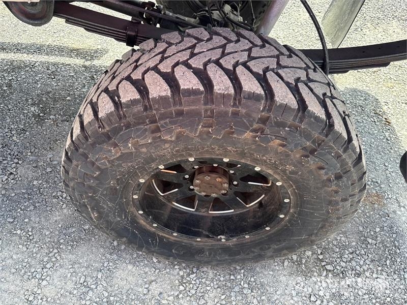 Ford Excursion 4WD SUV Voiture