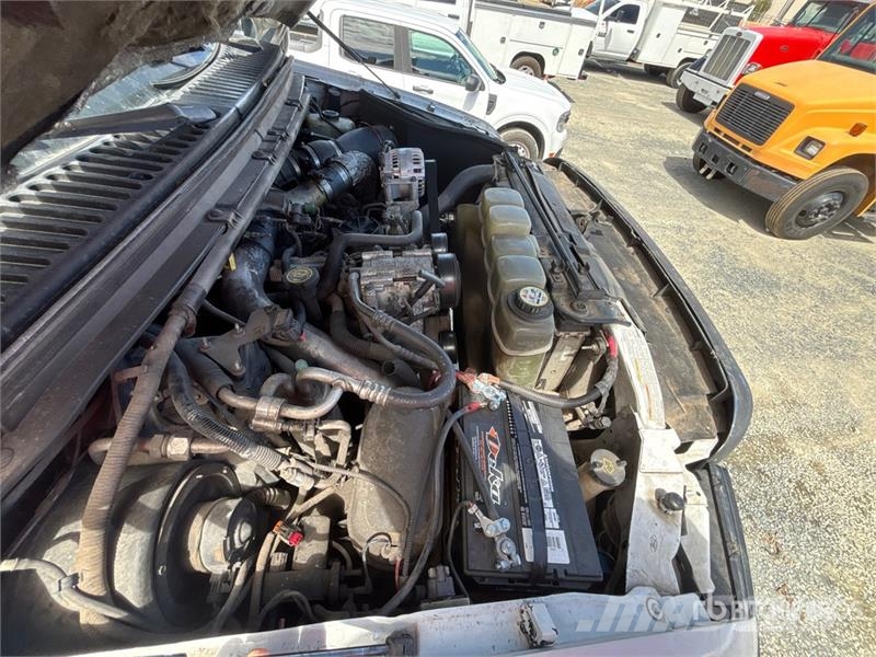 Ford Excursion 4WD SUV Voiture