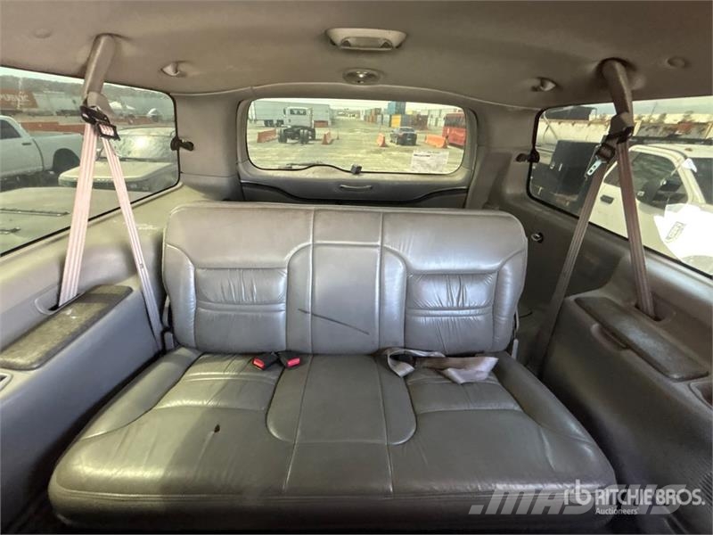 Ford Excursion 4WD SUV Voiture