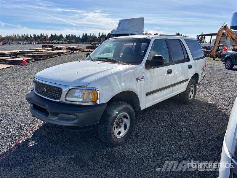Ford Expedition 4WD SUV (Inoperable) Avtomobili