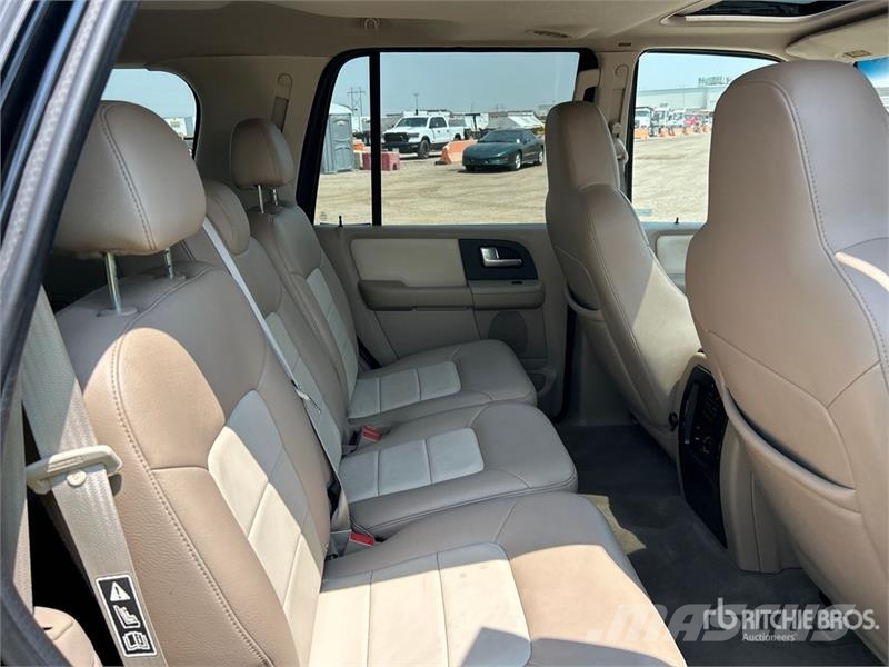 Ford Expedition 4WD SUV Auto's