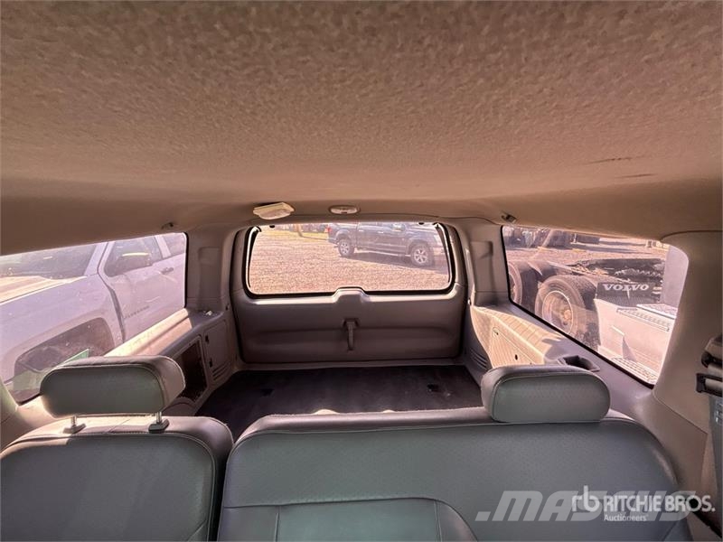 Ford Expedition 4WD SUV (Inoperable) Avtomobili