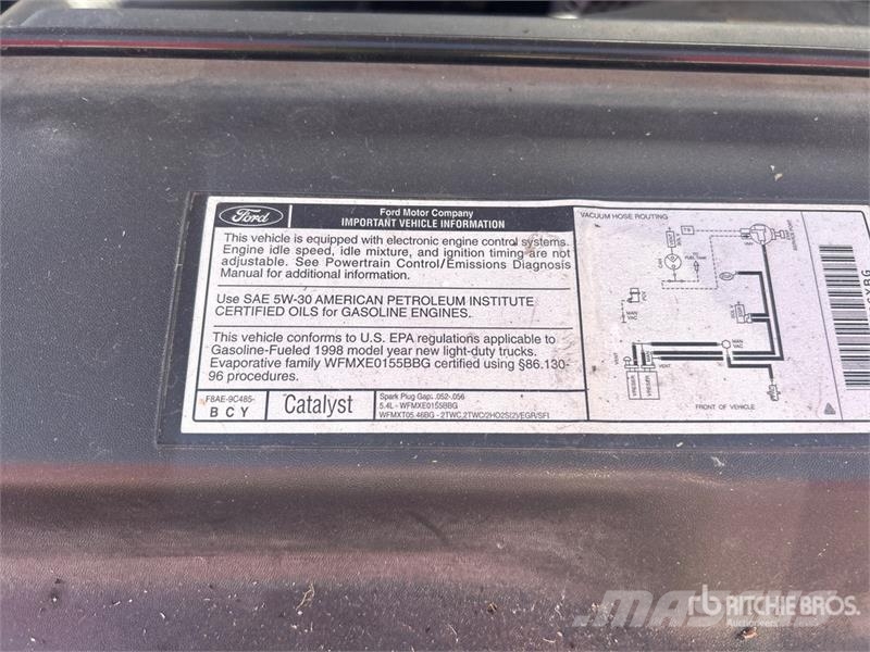Ford Expedition 4WD SUV Avtomobili