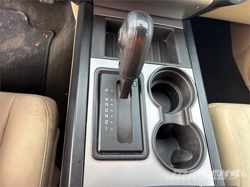 Ford Expedition 4WD SUV 汽车