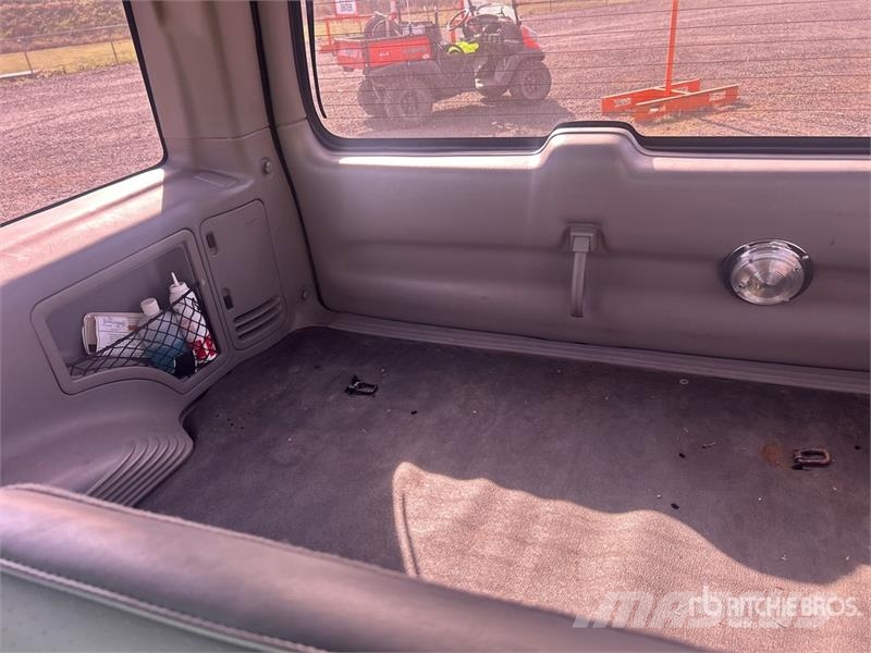 Ford Expedition 4WD SUV Avtomobili