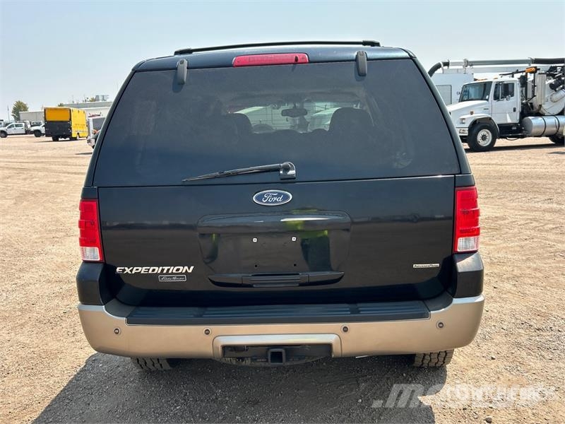 Ford Expedition 4WD SUV Auto's