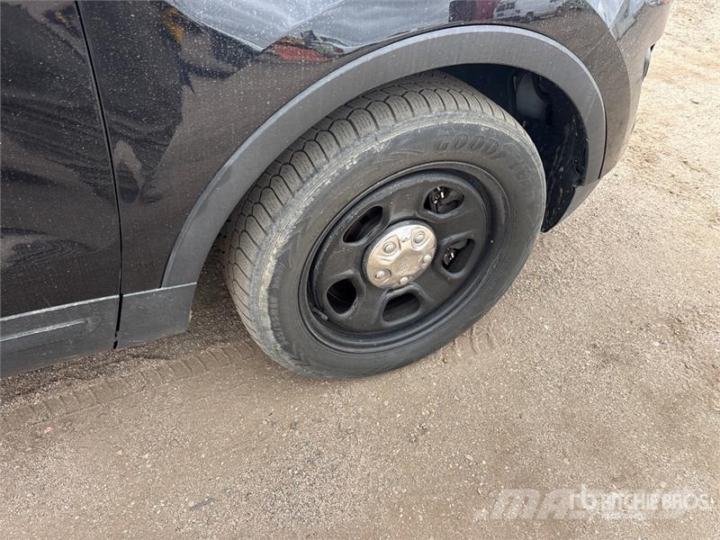 Ford Explorer 汽车