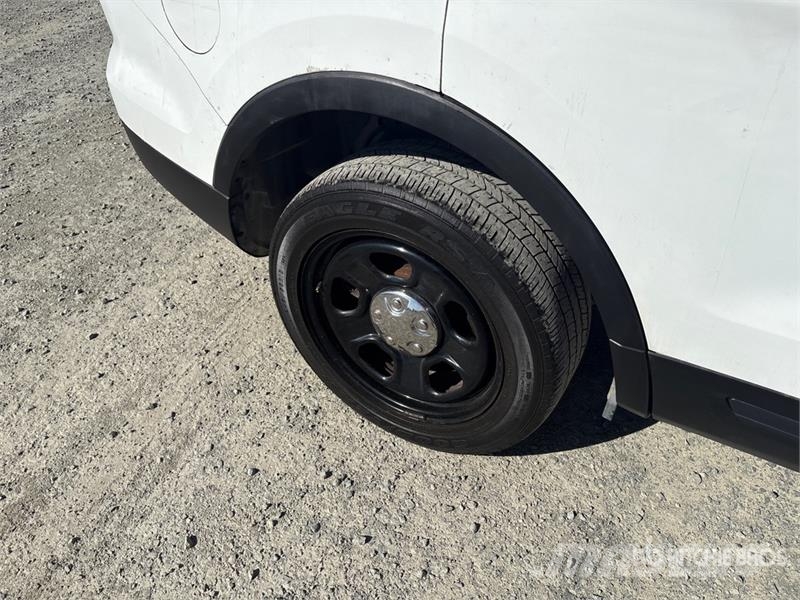 Ford Explorer Voiture