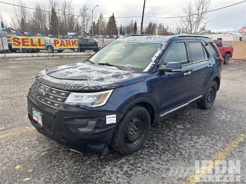 Ford Explorer Avtomobili