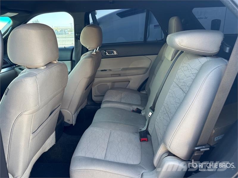 Ford Explorer Carros