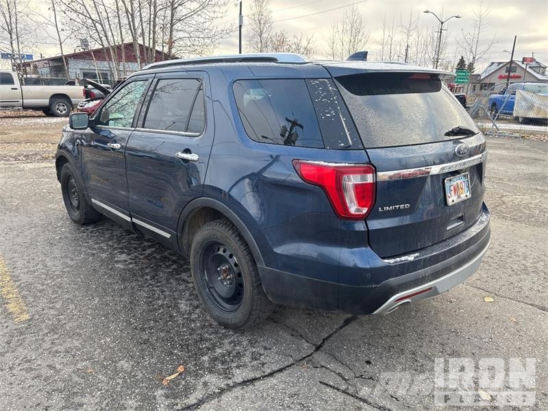 Ford Explorer Avtomobili