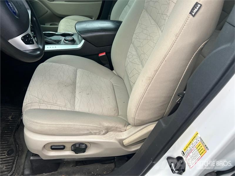 Ford Explorer Automašīnas