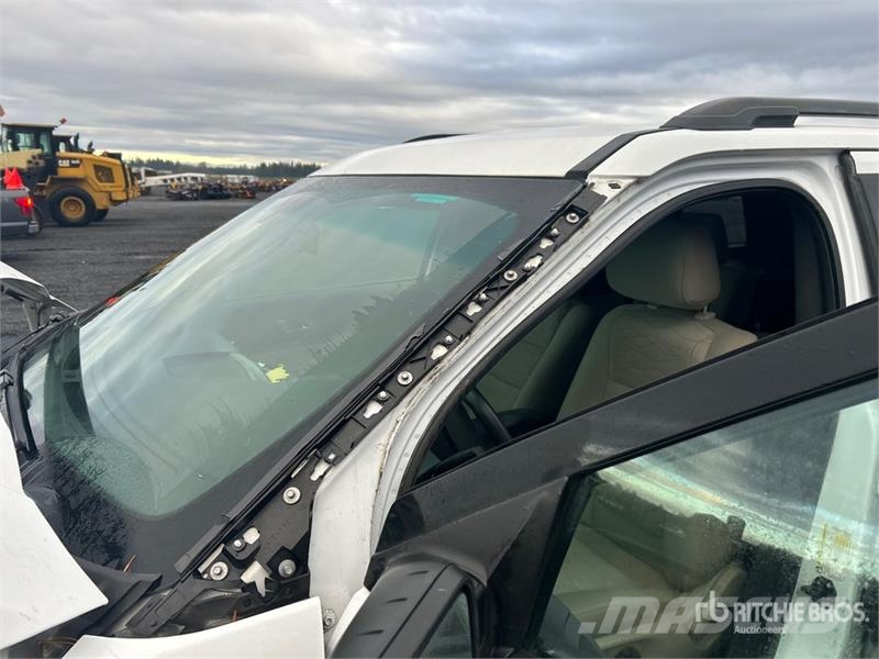 Ford Explorer Automašīnas