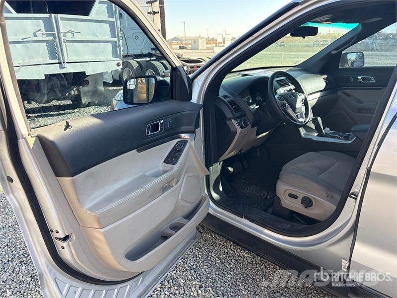 Ford Explorer Carros