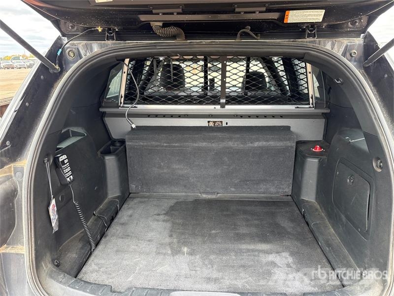Ford Explorer 汽车