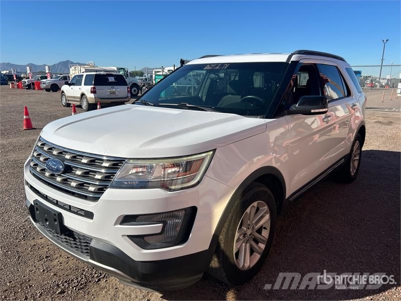 Ford Explorer Cars