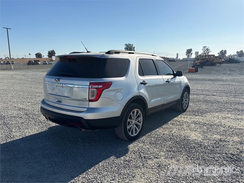 Ford Explorer Carros