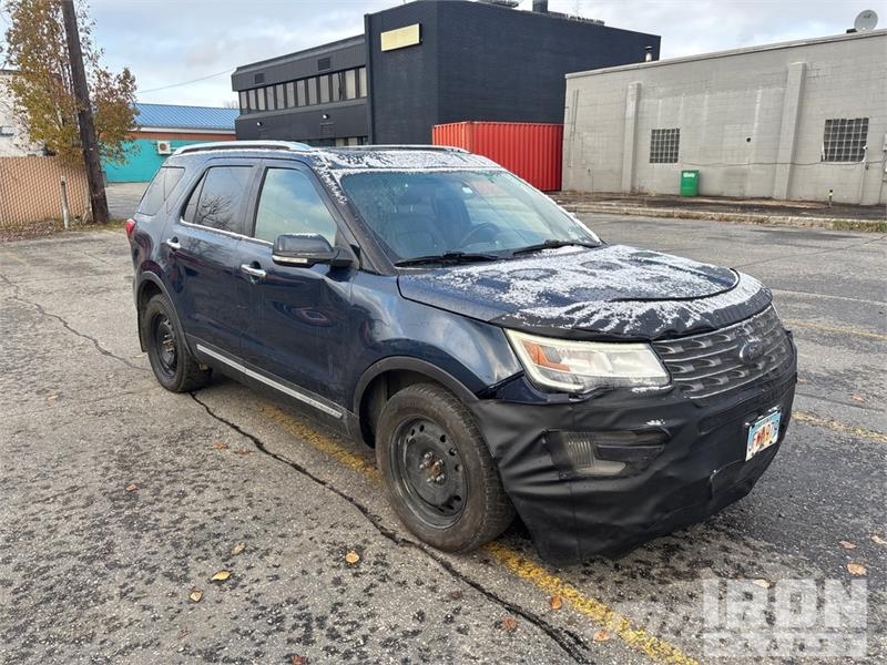 Ford Explorer Avtomobili