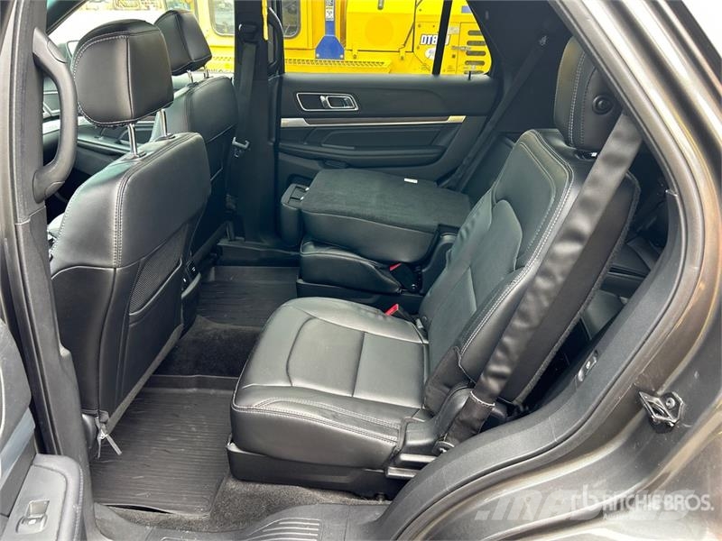 Ford Explorer Sport Limited 4WD SUV Carros