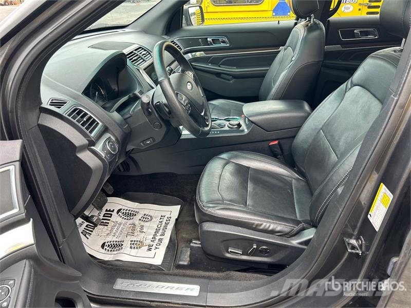 Ford Explorer Sport Limited 4WD SUV Carros