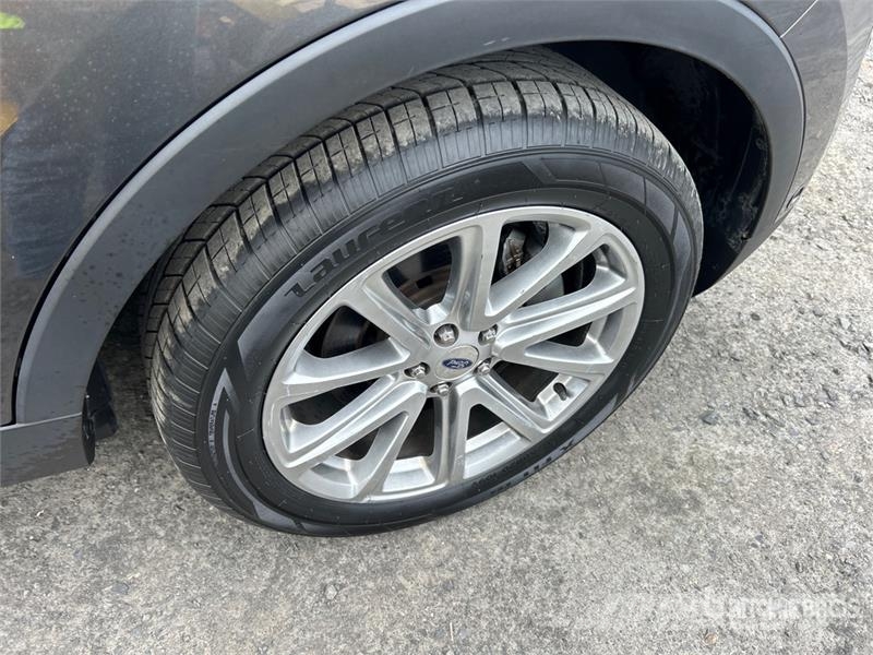 Ford Explorer Sport Limited 4WD SUV Carros