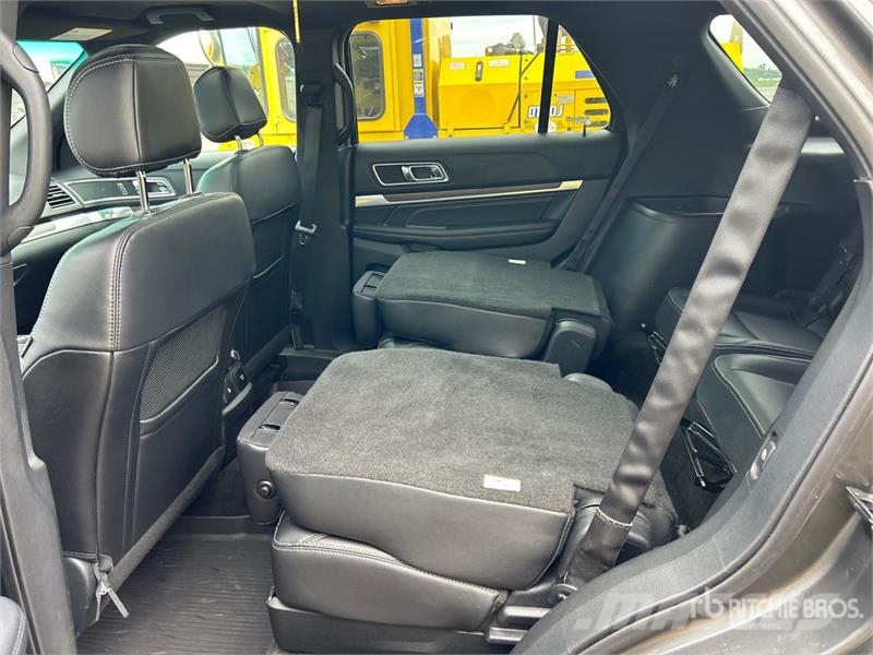 Ford Explorer Sport Limited 4WD SUV Carros