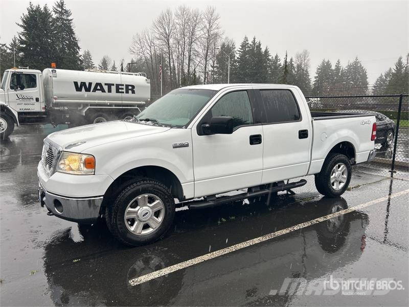 Ford F-150 4x2 Crew Cab Pickup Outro