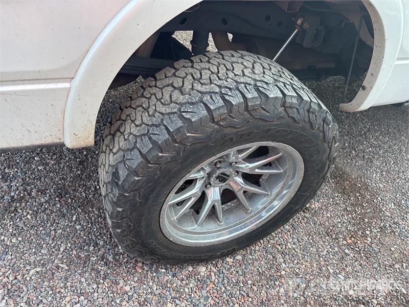 Ford F-150 4x4 Crew Cab Pickup Other