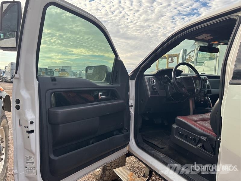 Ford F-150 4x4 Crew Cab Pickup Other