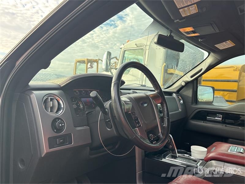 Ford F-150 4x4 Crew Cab Pickup Other