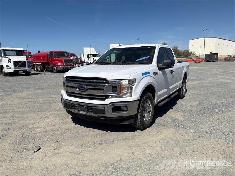 Ford F-150 4x4 Extended Cab Pickup Egyéb