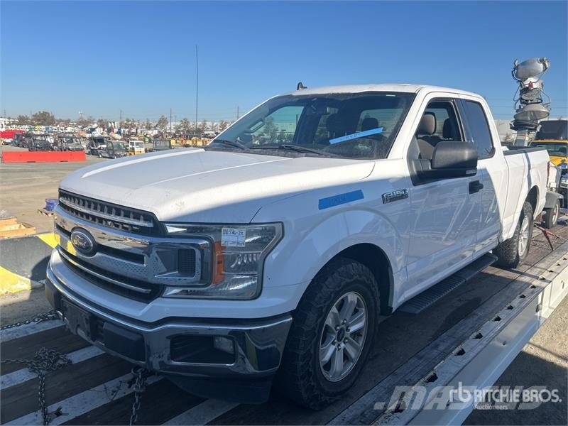Ford F-150 4x4 Extended Cab Pickup Furgoni altro