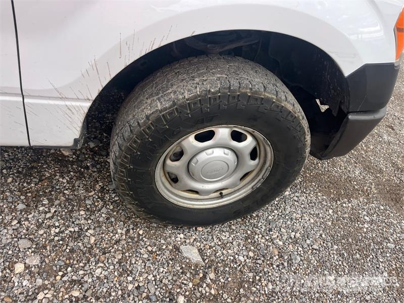 Ford F-150 4x4 Extended Cab Pickup Drugi