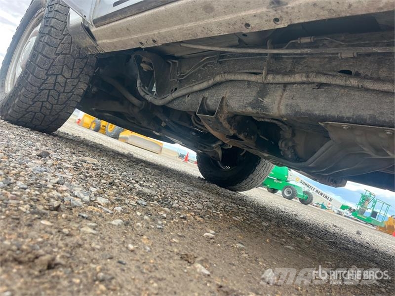 Ford F-150 4x4 Extended Cab Pickup Drugi