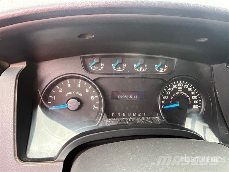 Ford F-150 4x4 Extended Cab Pickup Drugi