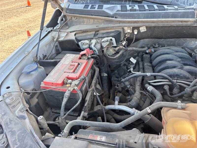 Ford F-150 FX4 4x4 Crew Cab Pickup Drugi