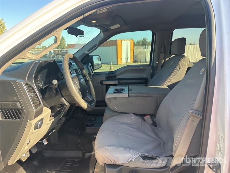 Ford F-150 FX4 4x4 Crew Cab Pickup Drugi