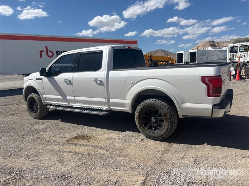 Ford F-150 Lariat 4x4 Crew Cab Pickup Kita