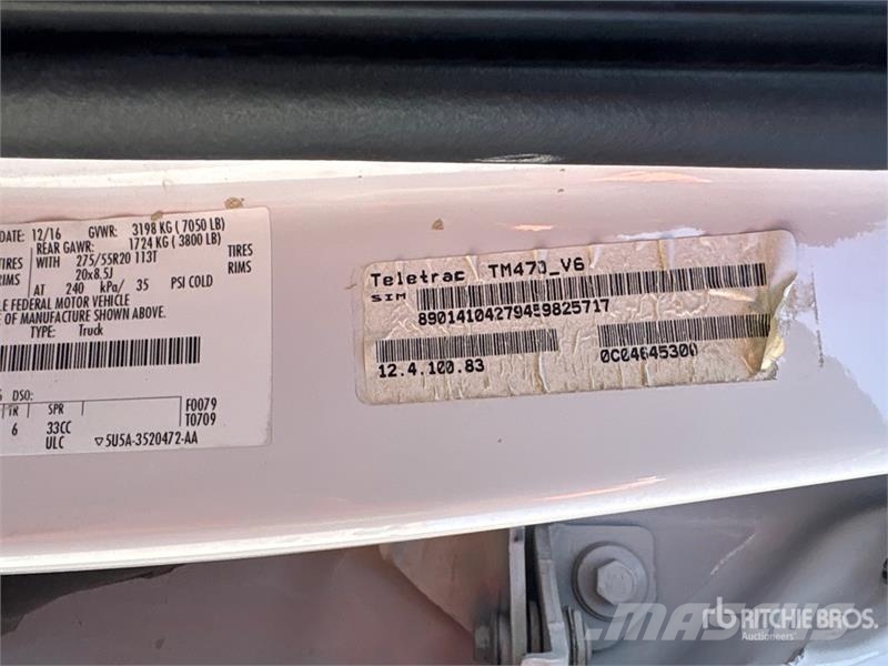 Ford F-150 Lariat 4x4 Crew Cab Pickup Kita