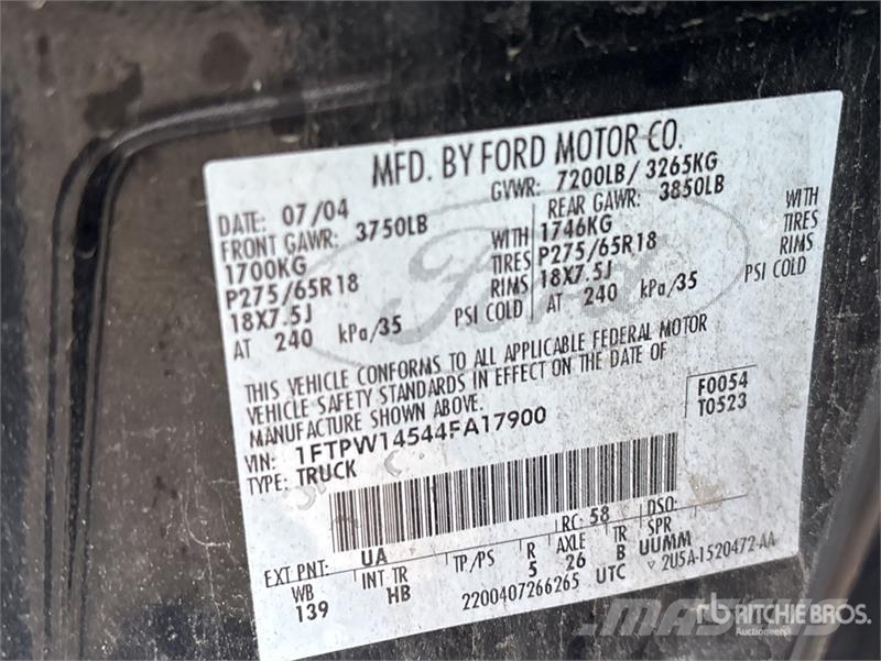 Ford F-150 Lariat 4x4 Crew Cab Pickup Muu