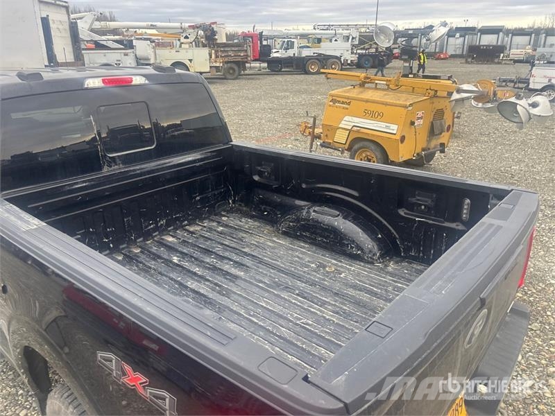 Ford F-150 Lariat 4x4 Crew Cab Pickup Citi