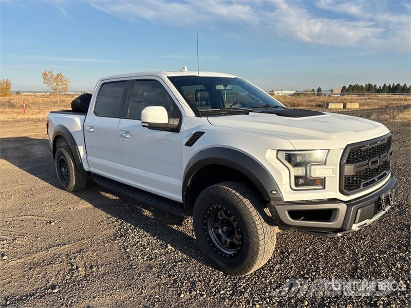 Ford F-150 Raptor 4x4 Crew Cab Pickup Other