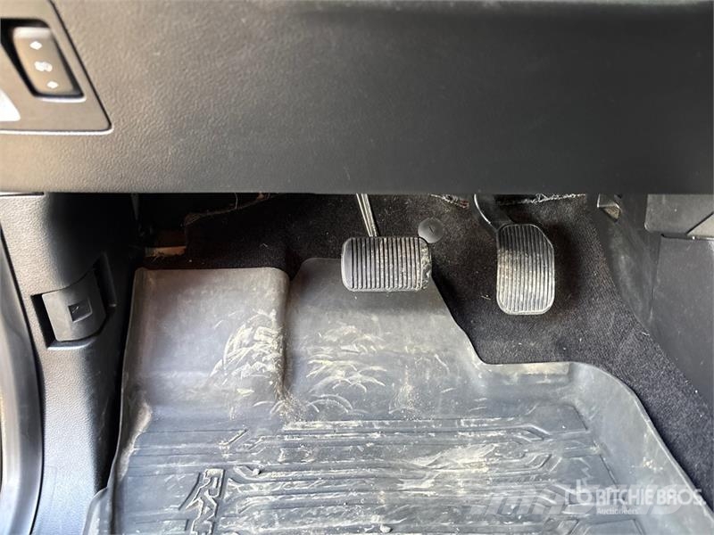 Ford F-150 Raptor 4x4 Crew Cab Pickup Other