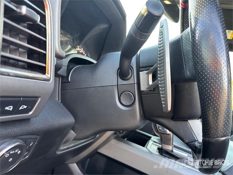 Ford F-150 Raptor 4x4 Crew Cab Pickup Other