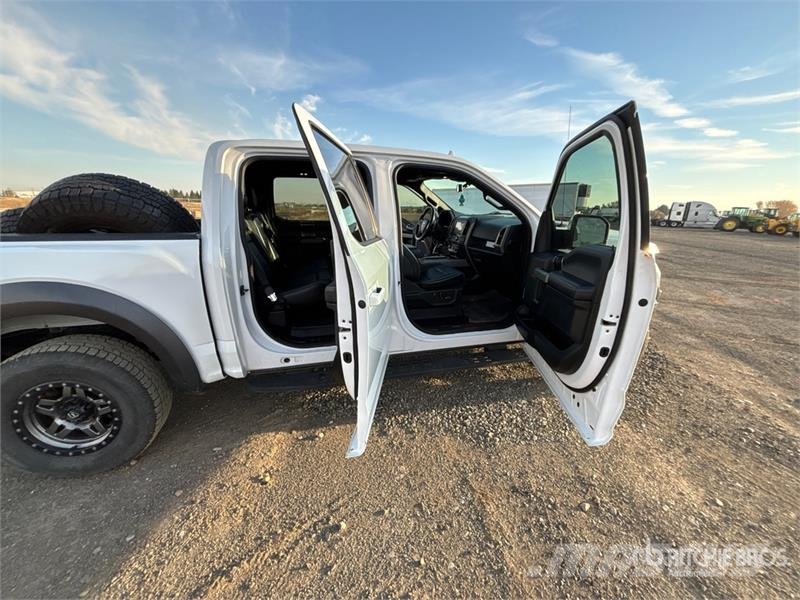 Ford F-150 Raptor 4x4 Crew Cab Pickup Other