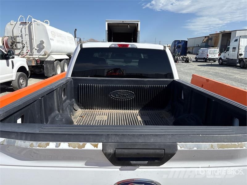 Ford F-150 STX 4x2 Extended Cab Pickup Drugi